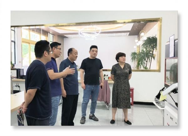 熱烈歡迎泰山區(qū)政協(xié)領導蒞臨泰安德美機電考察指導
